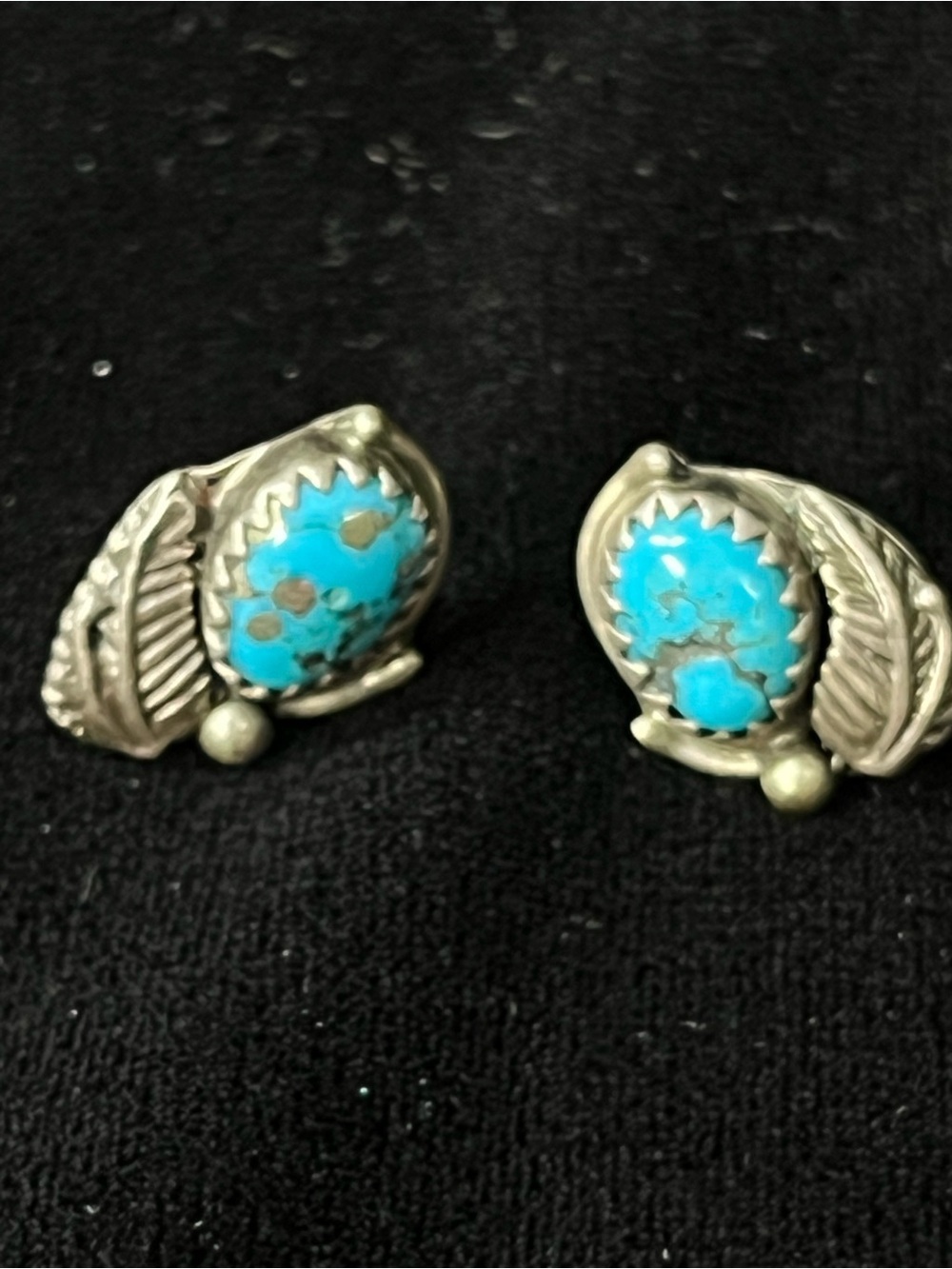 Vintage Navajo Sterling Silver Turquoise Leaf Post Earrings Estate 1752 - Picture 2 of 6